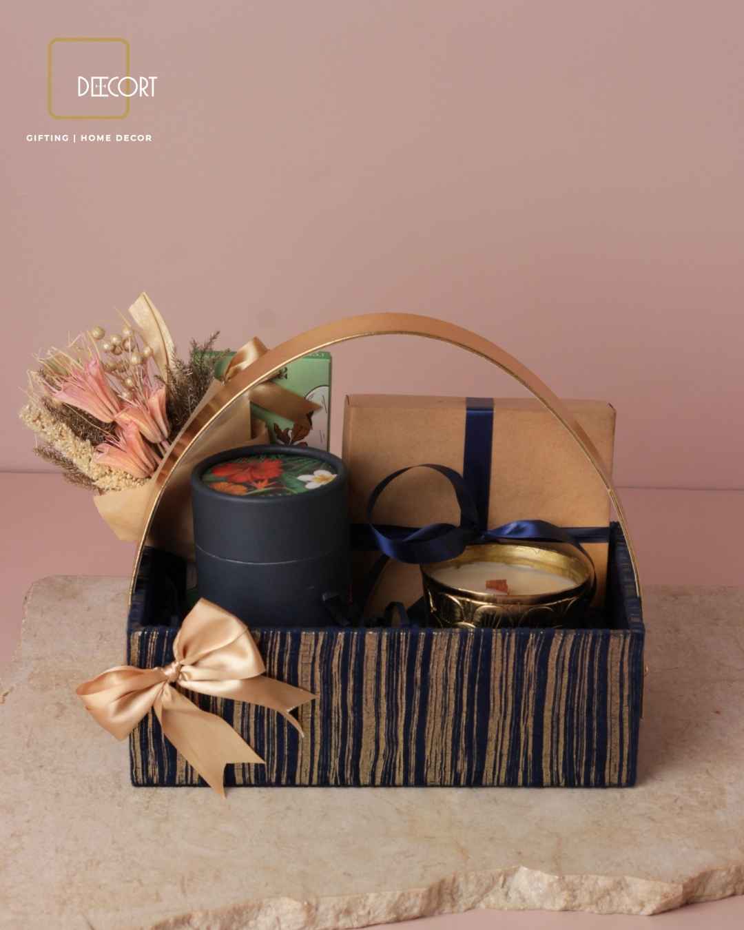 Azure Grande Hamper Basket