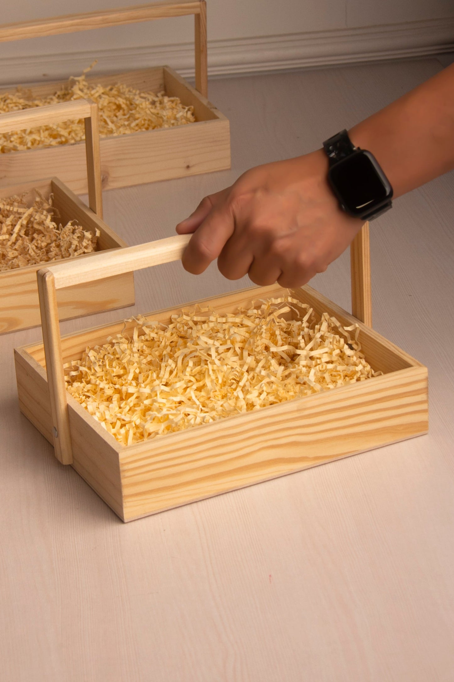 Pinewood Rectangle Basket with Wooden Handle- 10 Inch Pack of 1