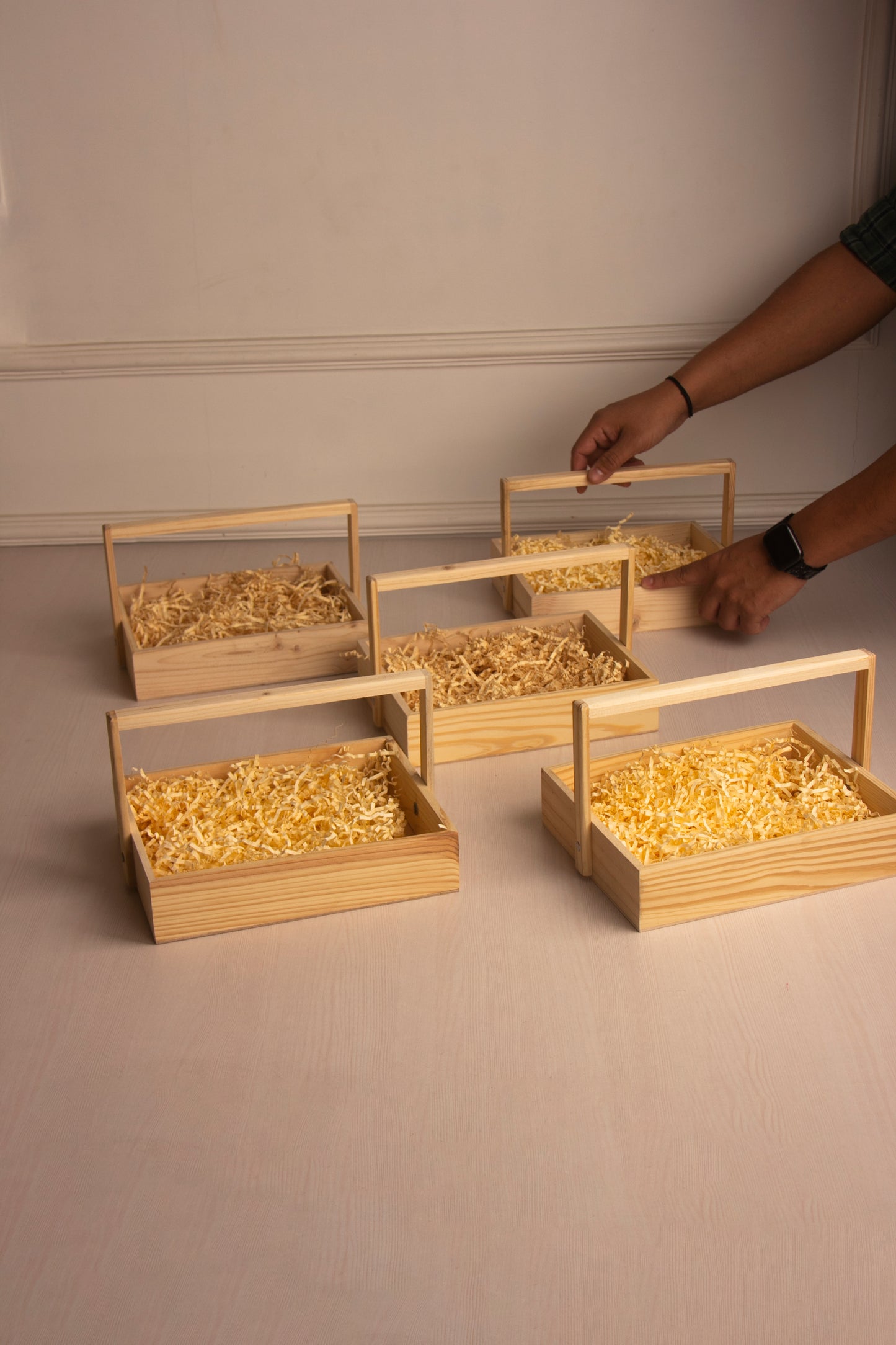 Pinewood Rectangle Basket with Wooden Handle - 10 Inch Pack of 5