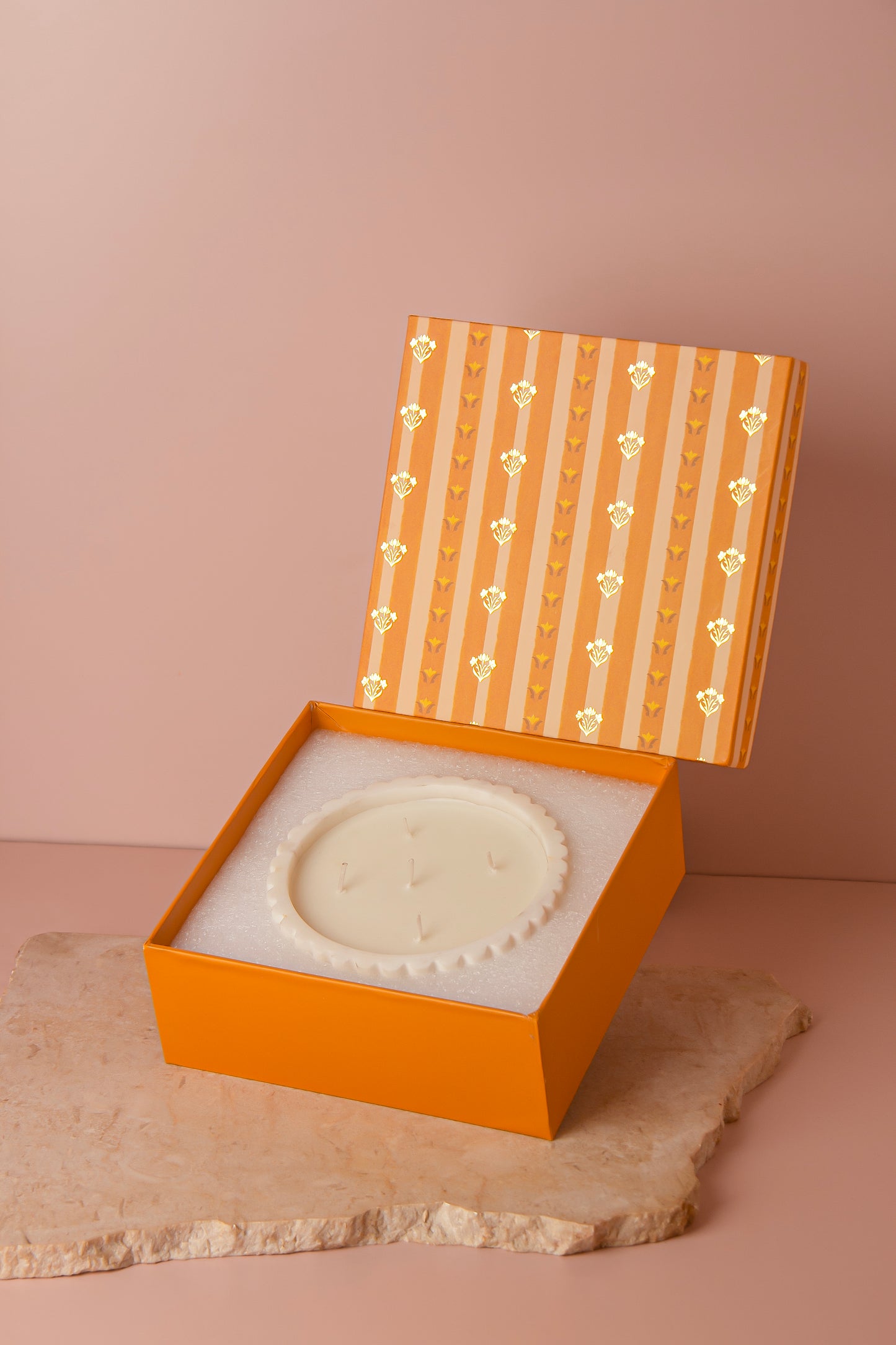 Marble Round Fluted Candle