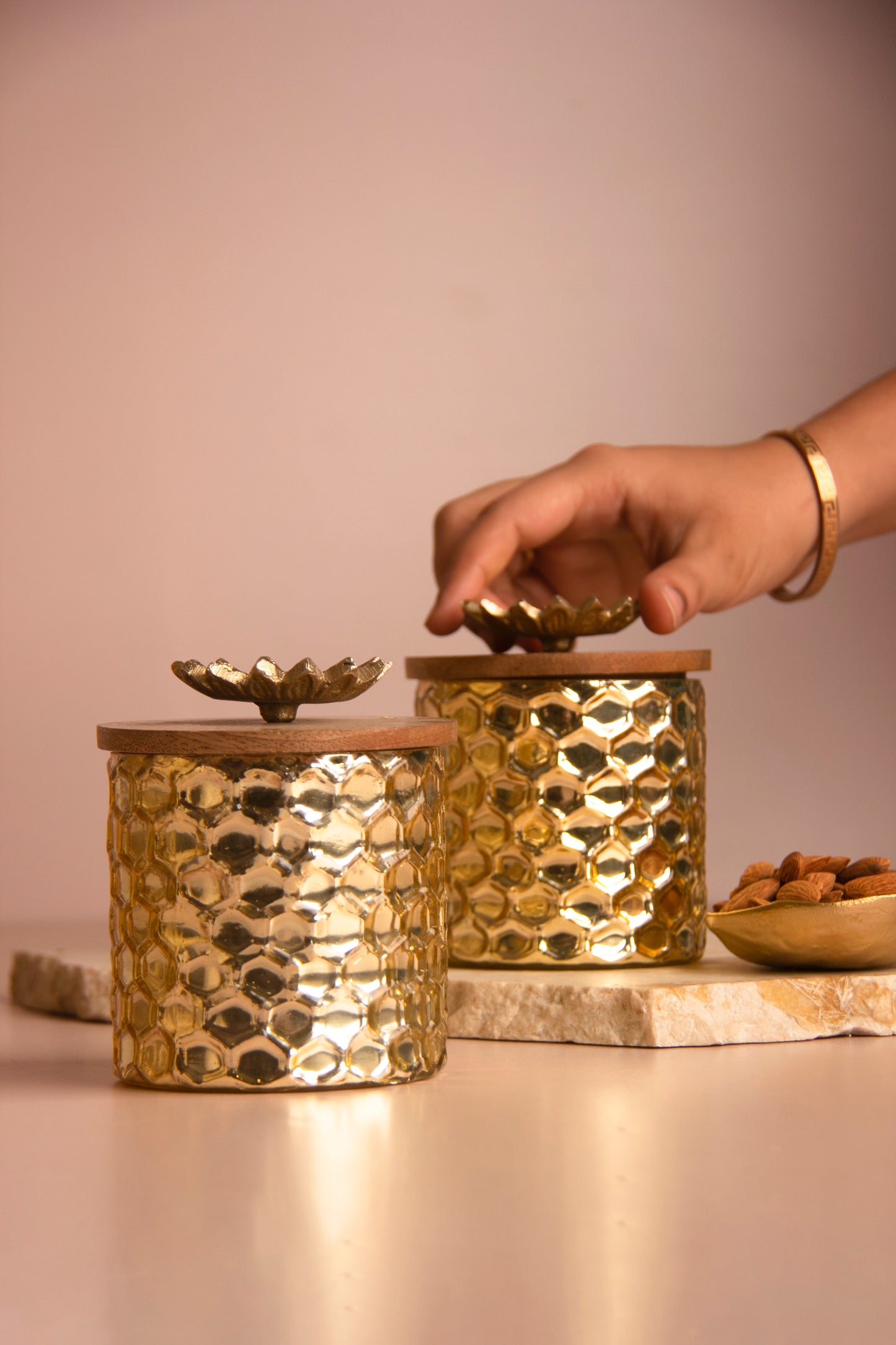 Gold Gleam Hive Glass Jar with Wooden lid - Set of 2
