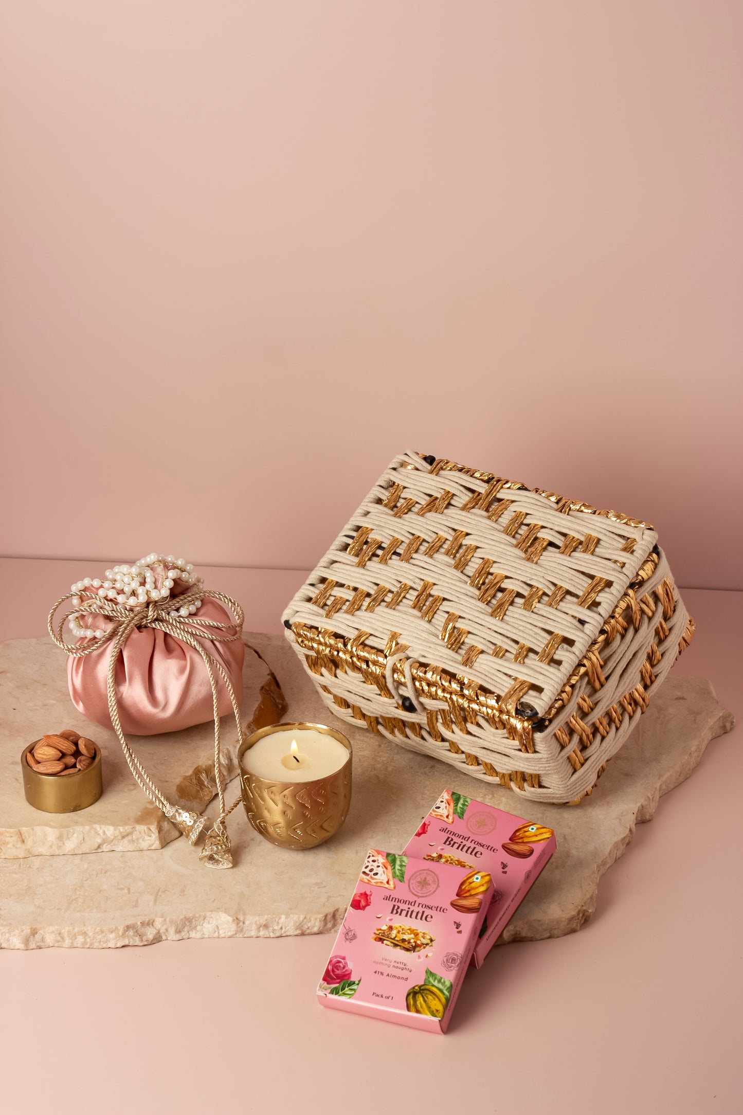 Ivory Gold Weave Hamper