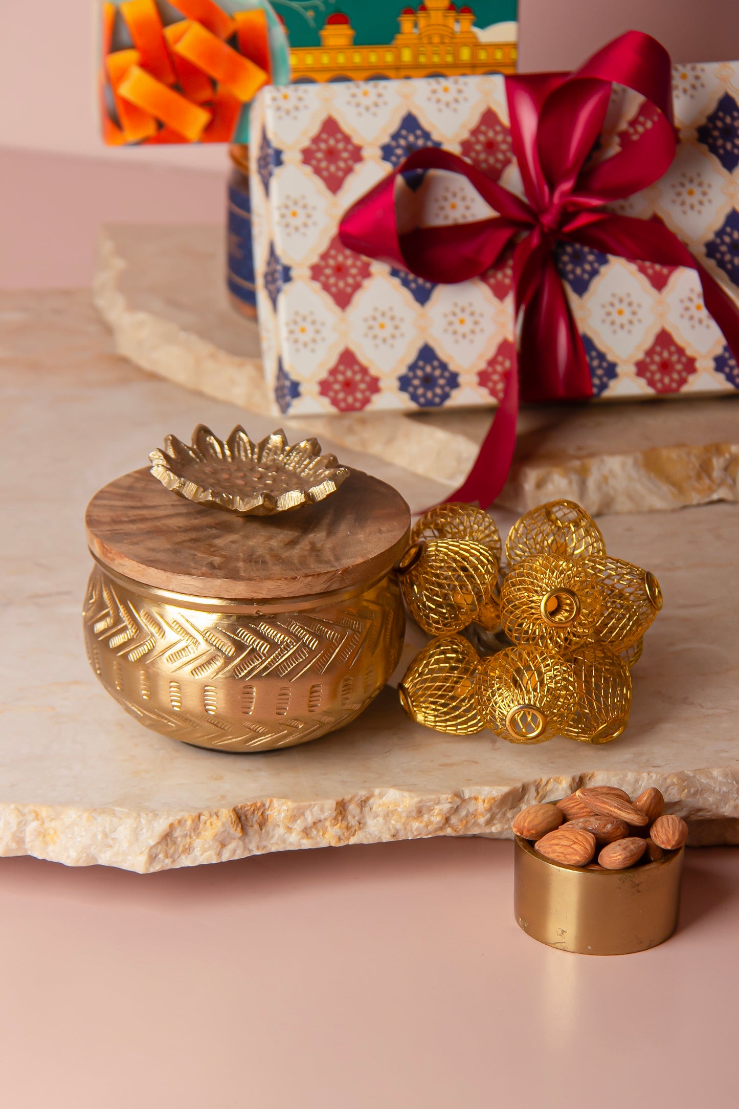 Avisha Royal Hamper