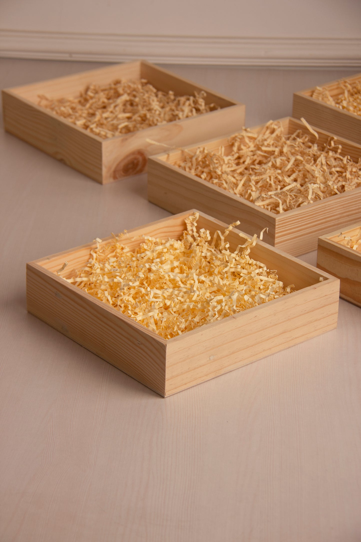 Pinewood Square Tray – 9 Inches with Paper Shredder (Pack of 5)