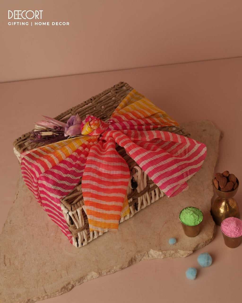 Riwaaz Rang Hamper
