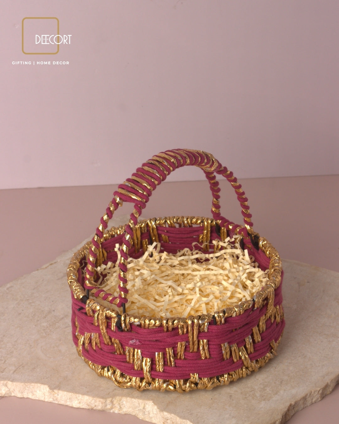 Sangria Gold Round Basket