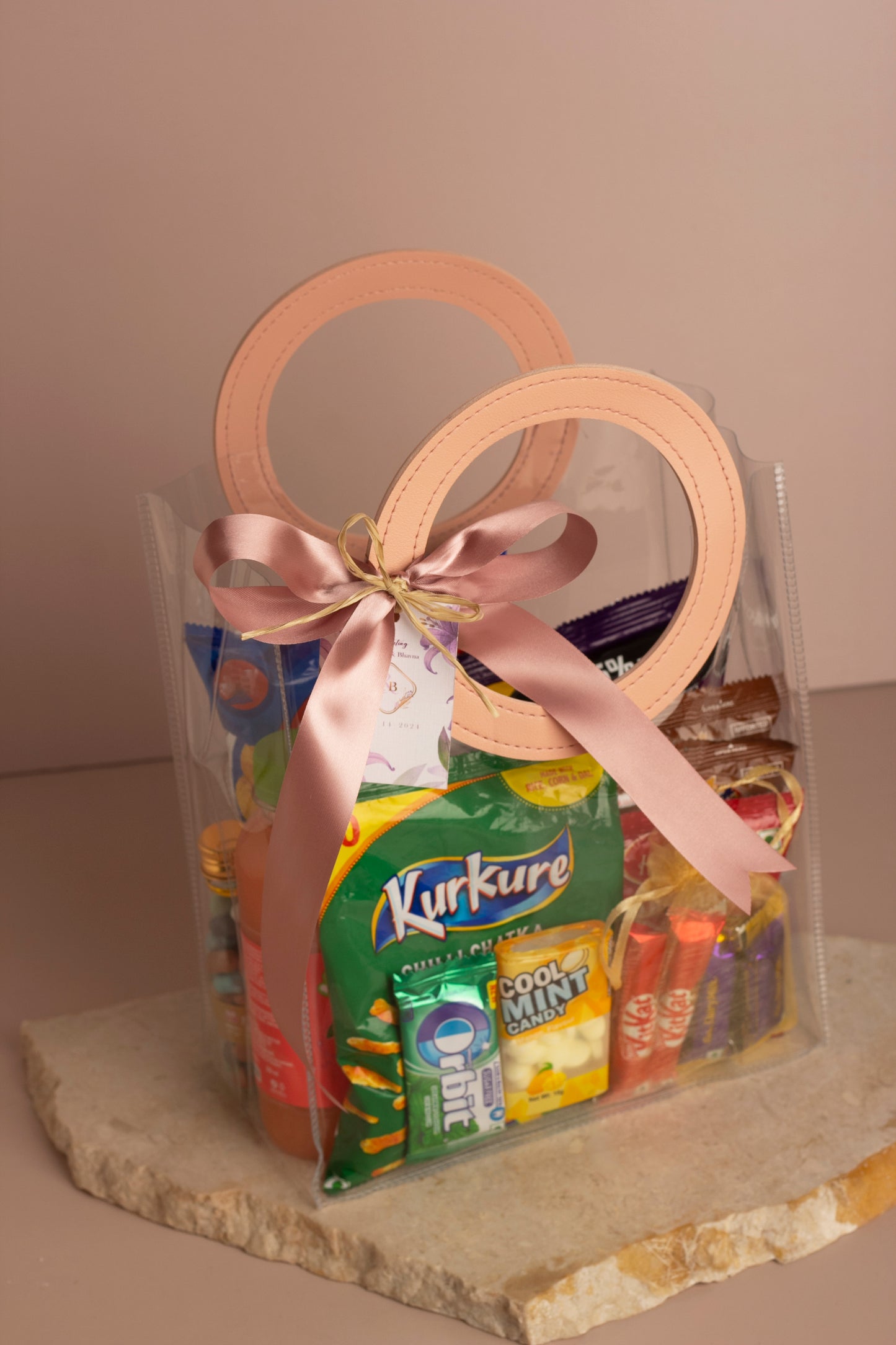 Sweet Stay Wedding Room Hamper - Minimum Order 25 units