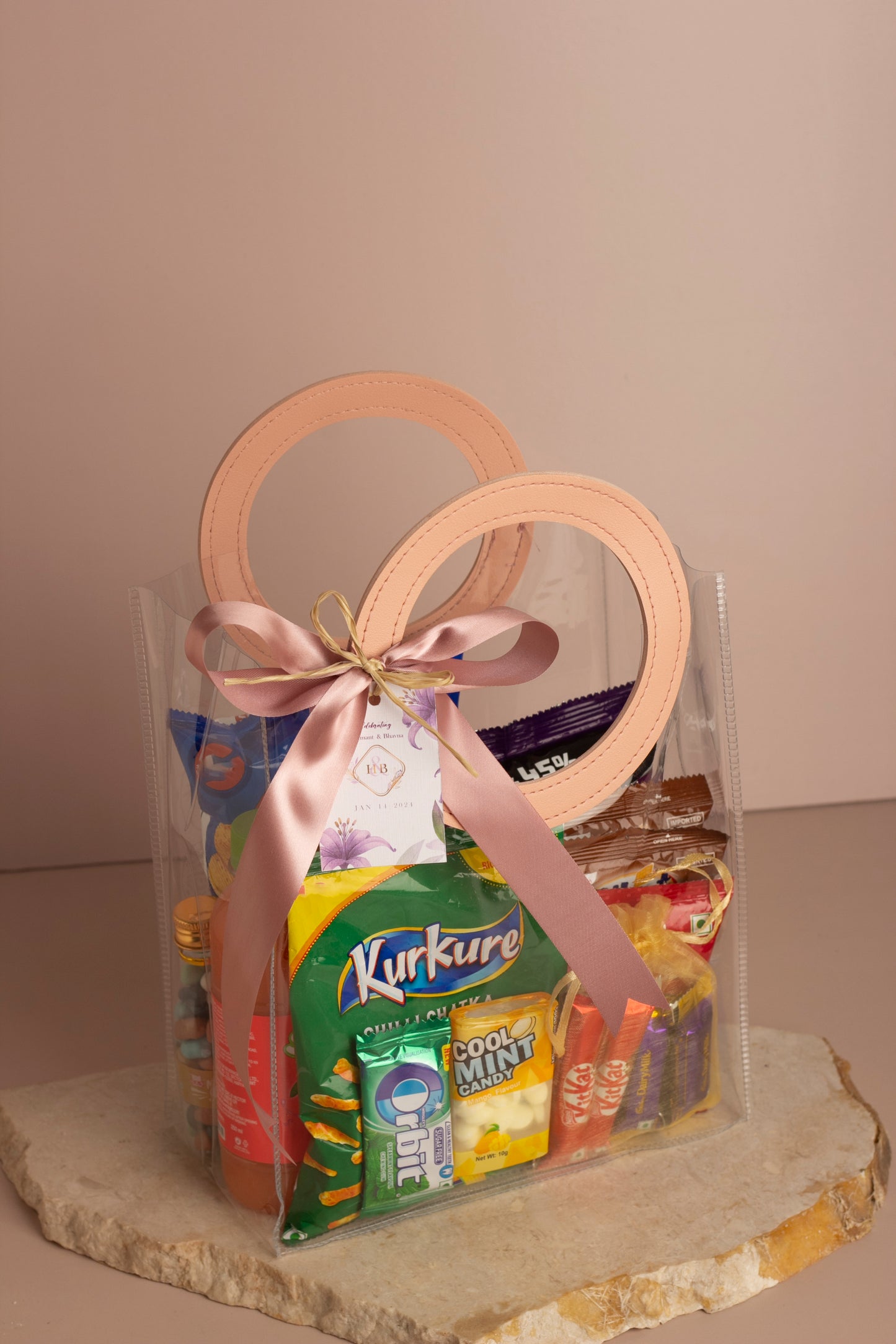 Sweet Stay Wedding Room Hamper - Minimum Order 25 units