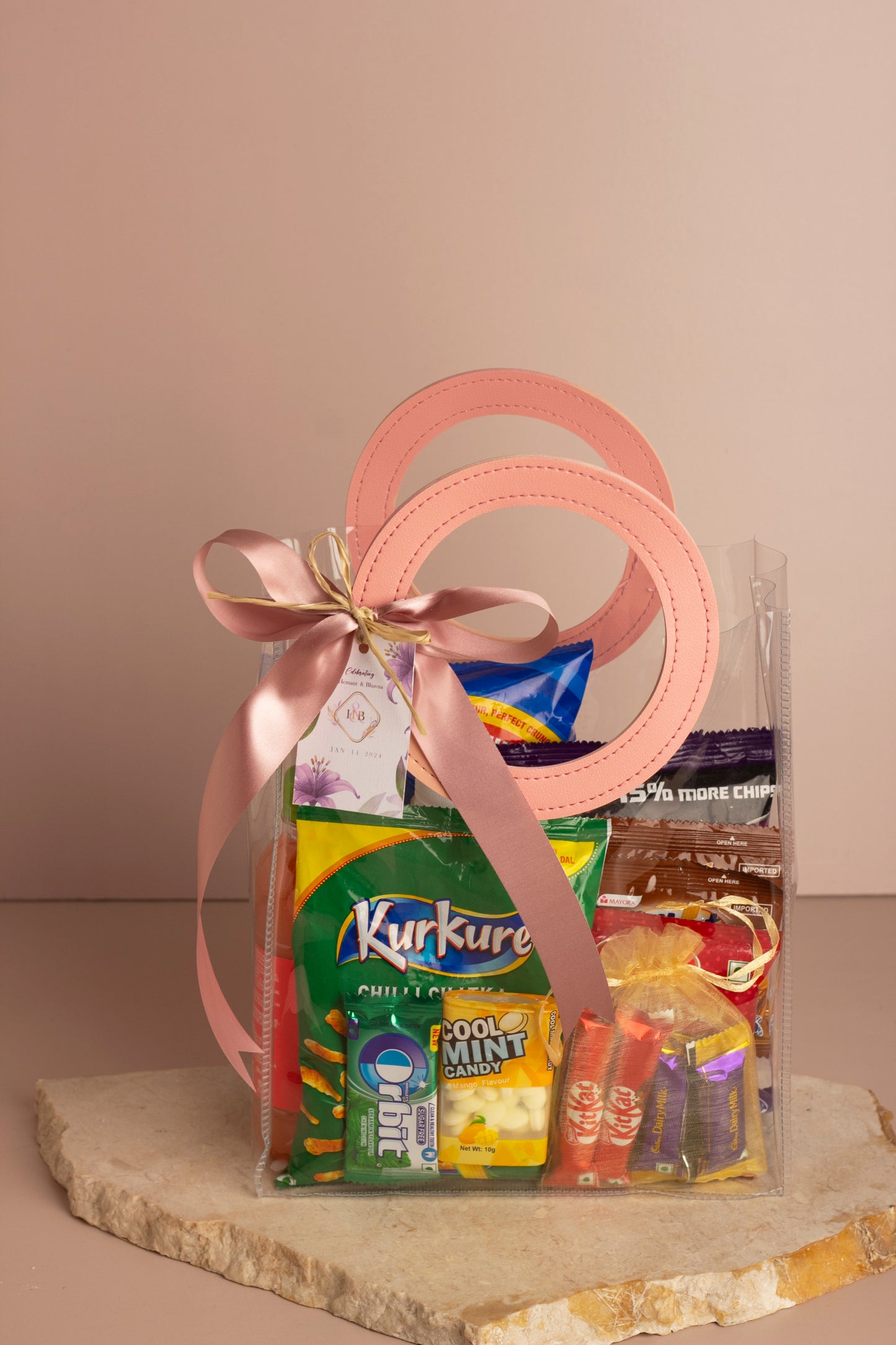 Sweet Stay Wedding Room Hamper - Minimum Order 25 units