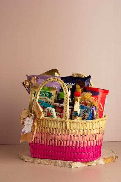 Comfort & Cravings Wedding Room Hamper - Minimum Order 25 units