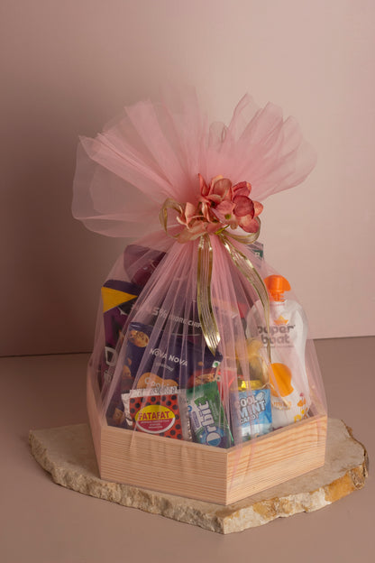 Chill & Cheer Wedding Room Hamper - Minimum Order 25 units