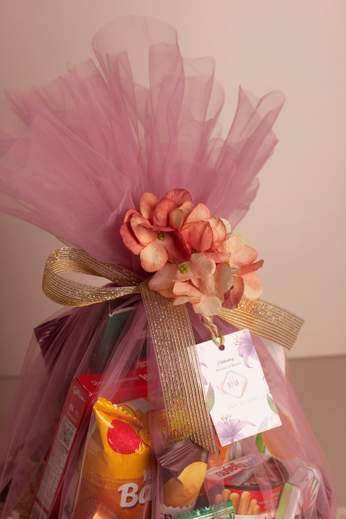 Munch & Unwind Wedding Room Hamper - Minimum Order 25 units
