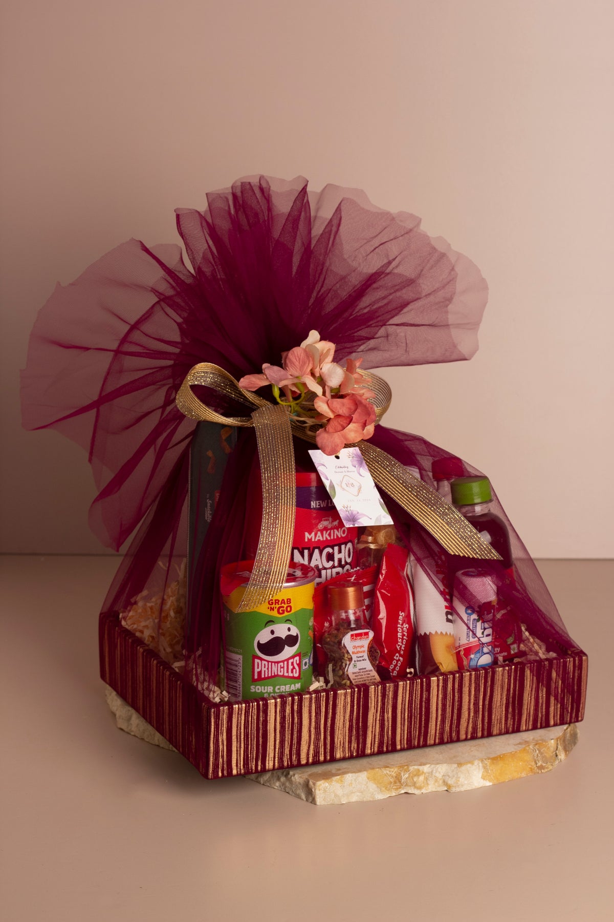 Treats on Arrival Wedding Room Hamper - Minimum Order 25 units