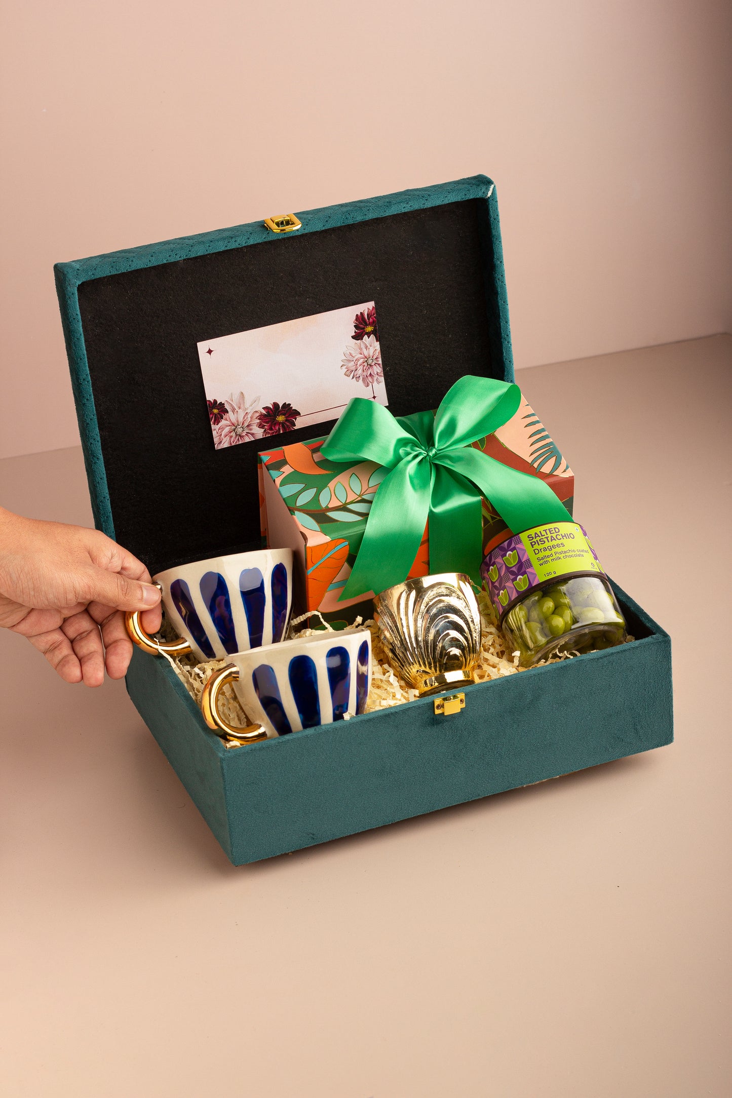 Forest Green Luxe Hamper