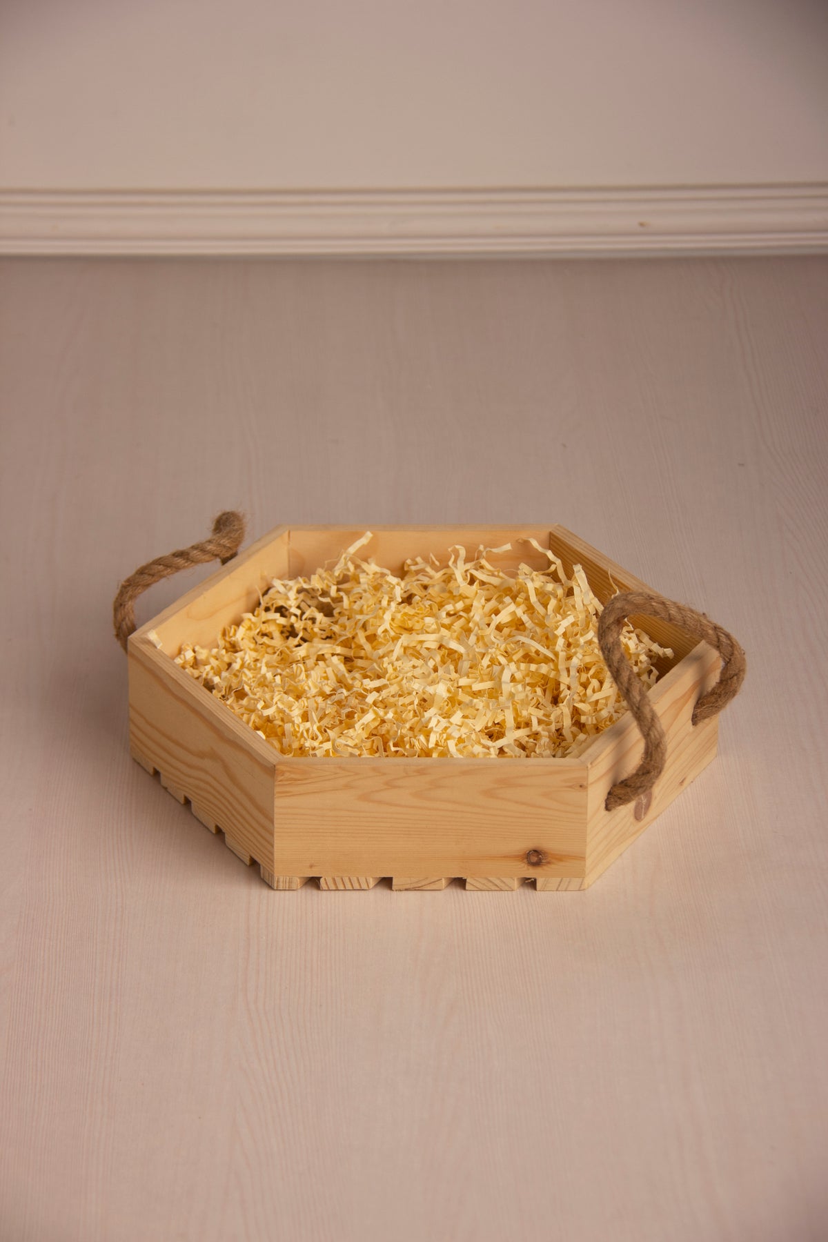 Pinewood Hexagoan Basket With Jute Handle