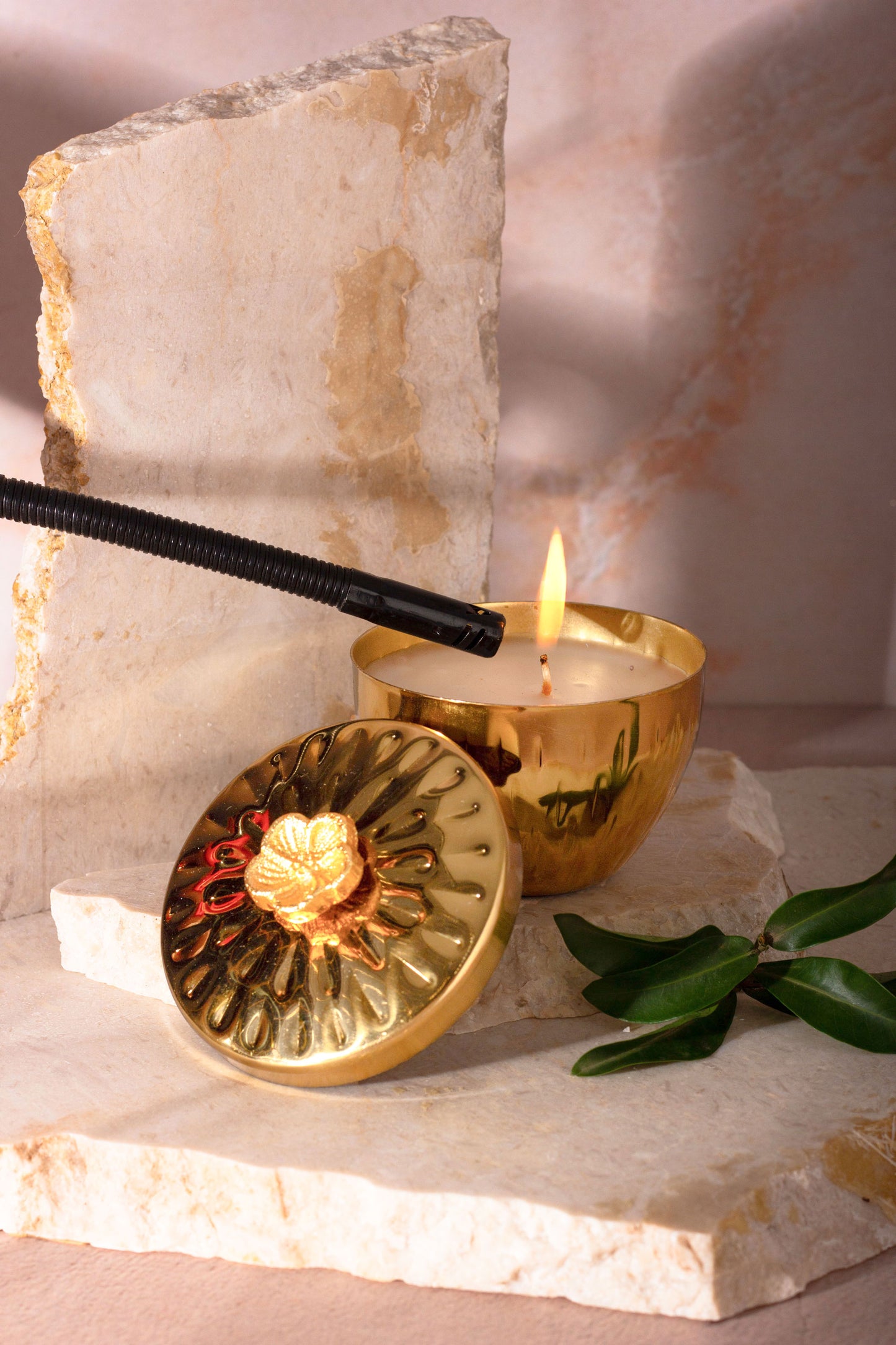 Floral Lid Tapered Gold Scented Candle