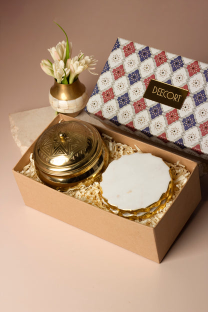 Geometric Embossed Gold Double Wick Scented Candle and Set of 2 Round Marble coasters with Gold Border