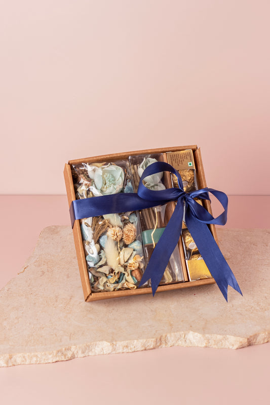 Blue Breeze Hamper