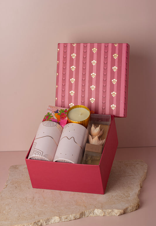 Anaira Hamper