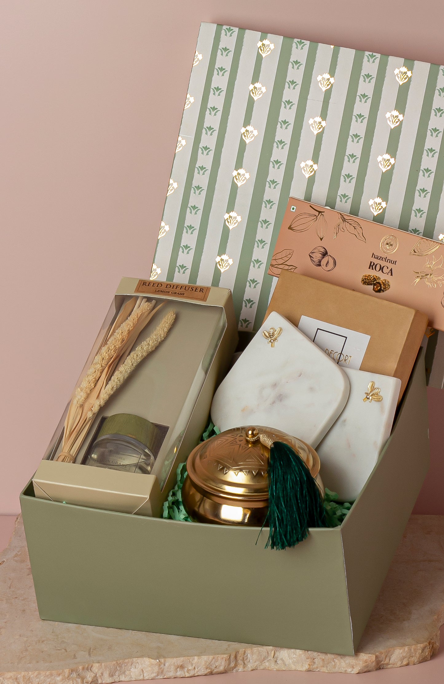 Ruhani Luxe Hamper