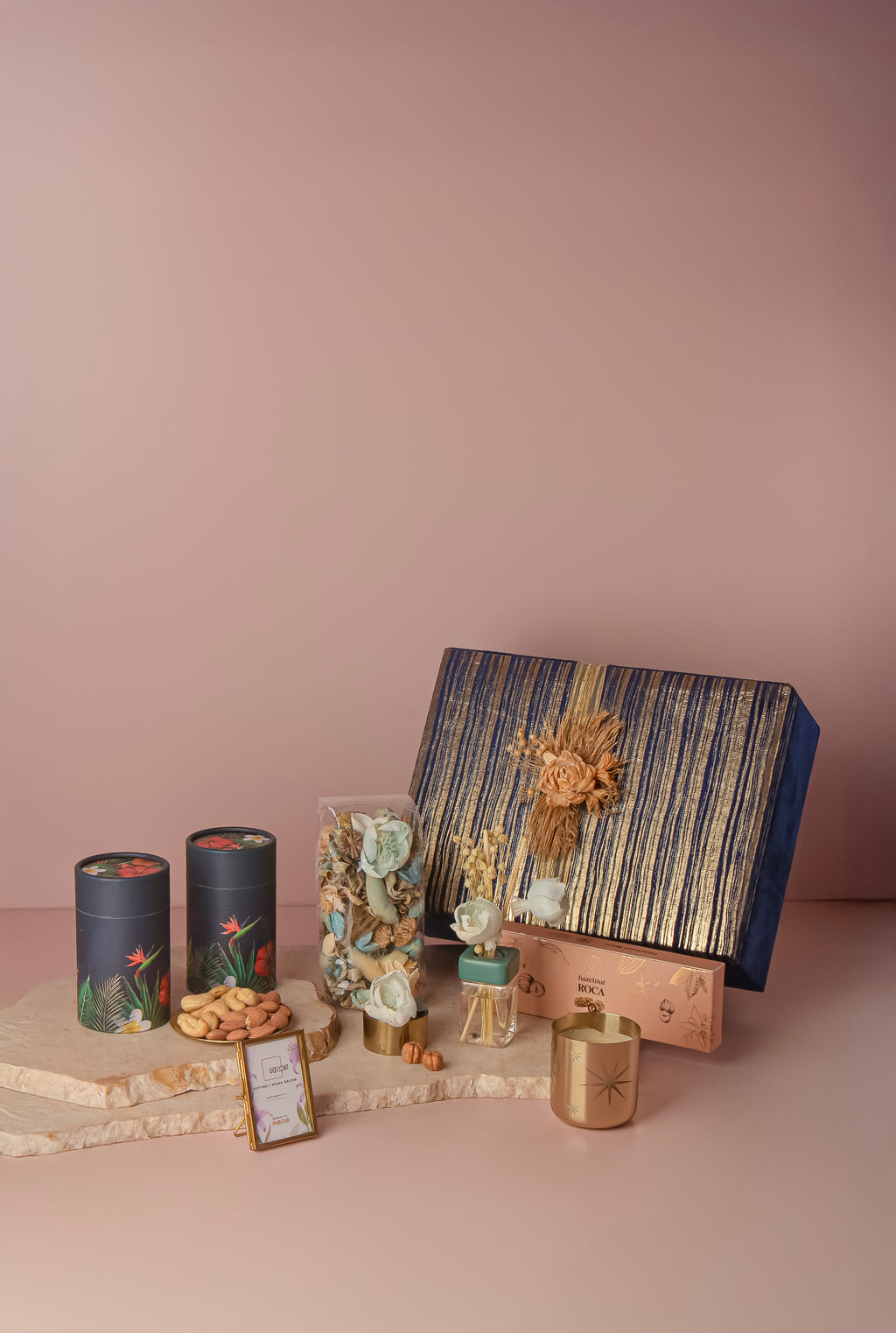 Amaira Luxe Hamper